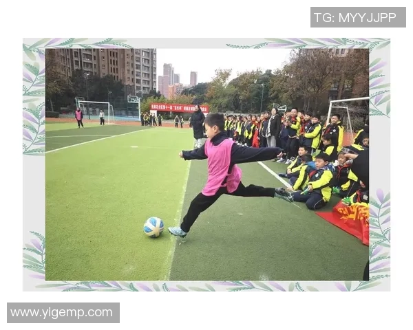 南京足球之旅：那些曾在这座城市留下足迹的足球明星们